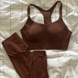 Ultra soft Aerie OFFLINE cocoa brown workout set with scallop details